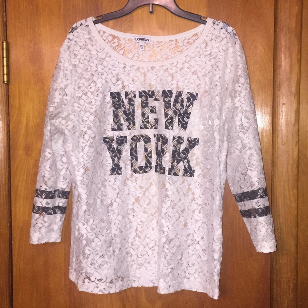 EXPRESS Lace top 🍁